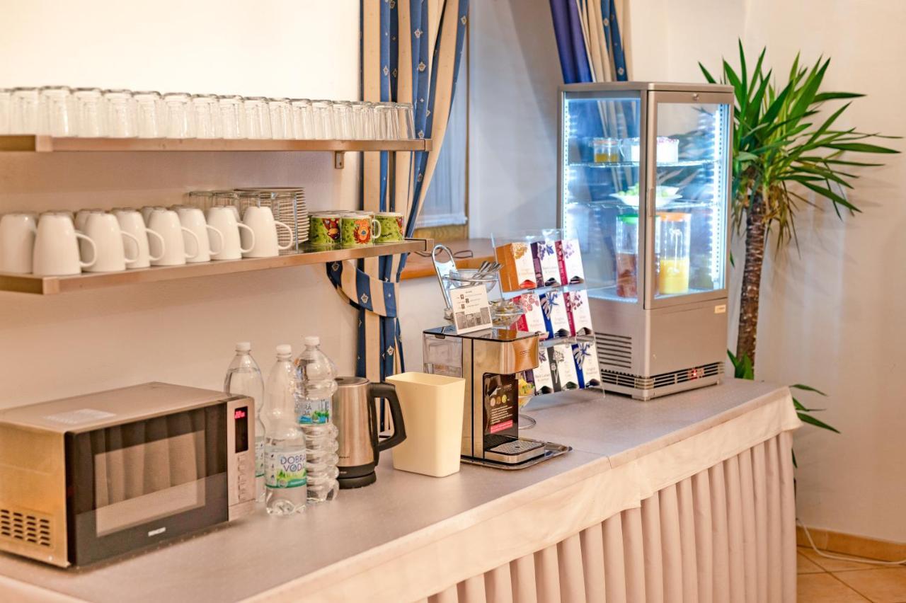 Hotel Belcredi Brno Luaran gambar