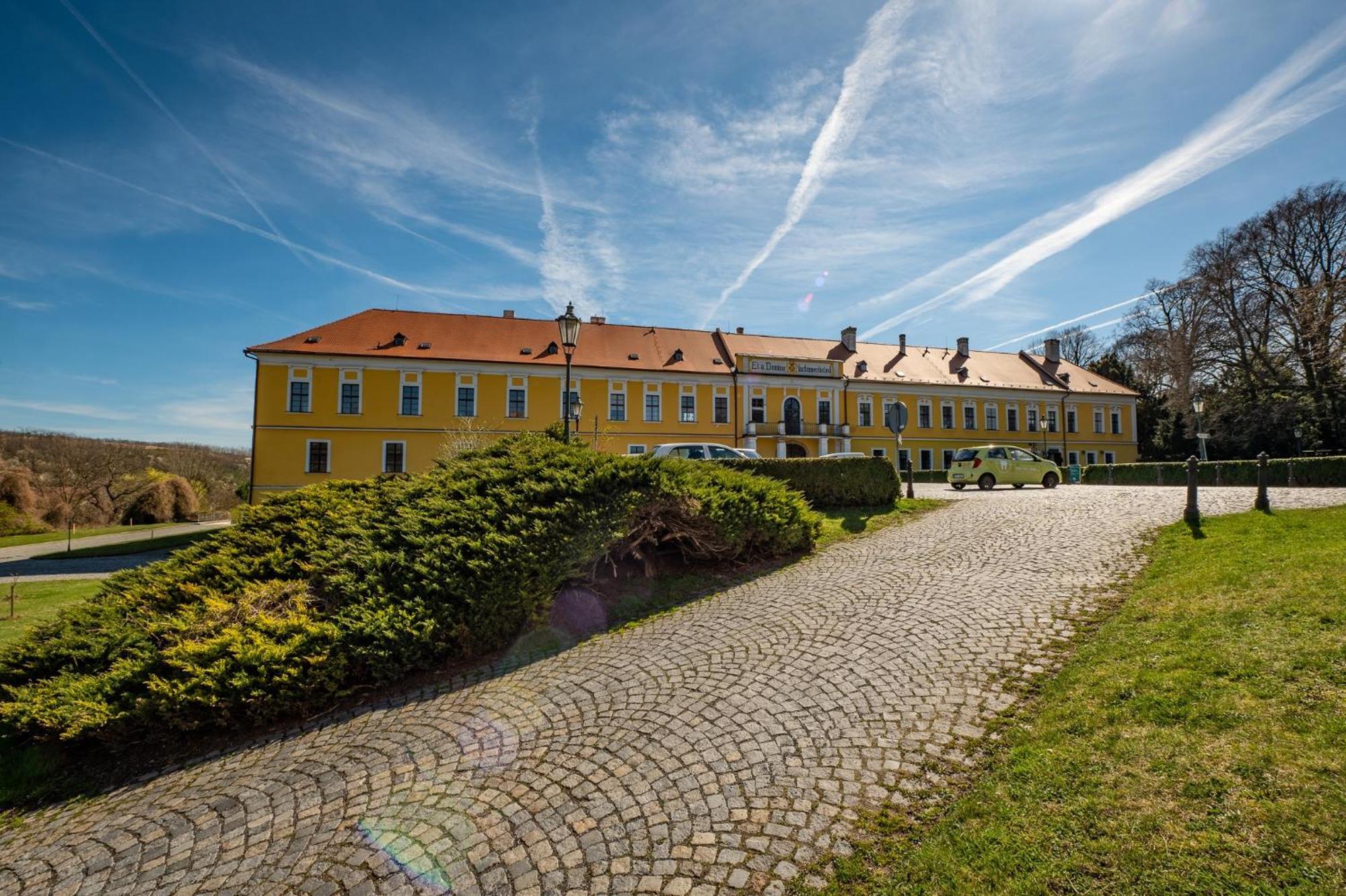 Hotel Belcredi Brno Luaran gambar